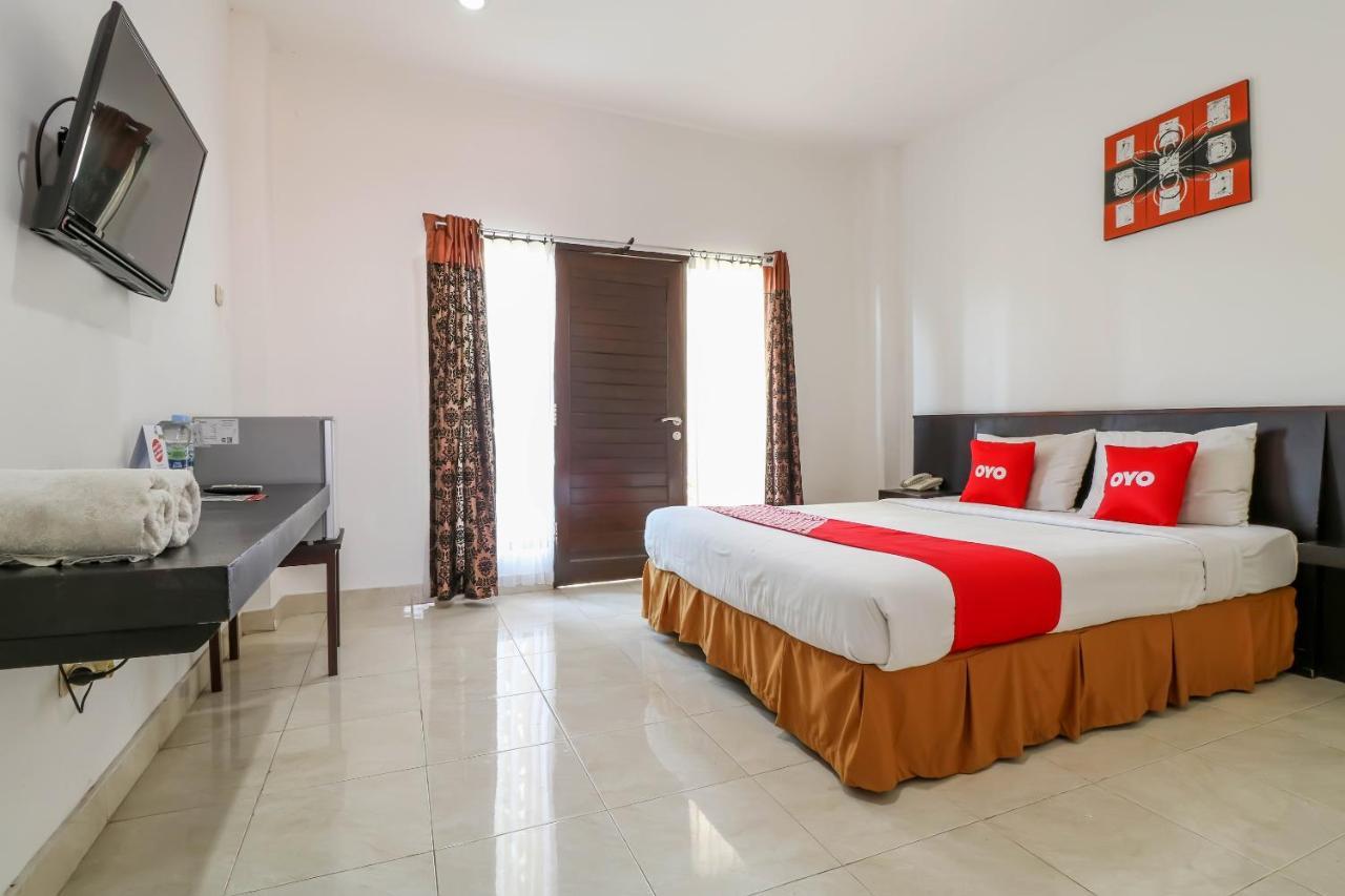 Capital O 1666 Grand Pudjawan Hotel Near Kuta Beach Exteriér fotografie