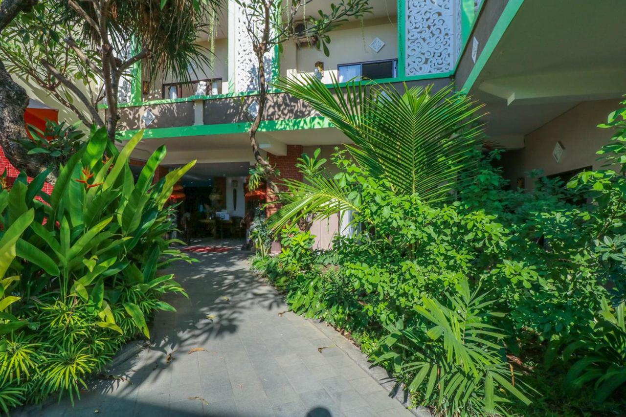 Capital O 1666 Grand Pudjawan Hotel Near Kuta Beach Exteriér fotografie